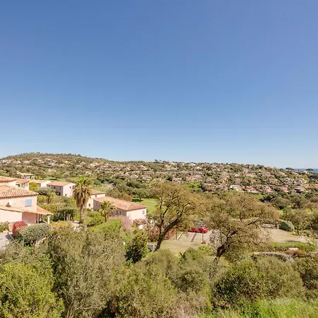 בית נופש Les Maisons Du Golf By Interhome